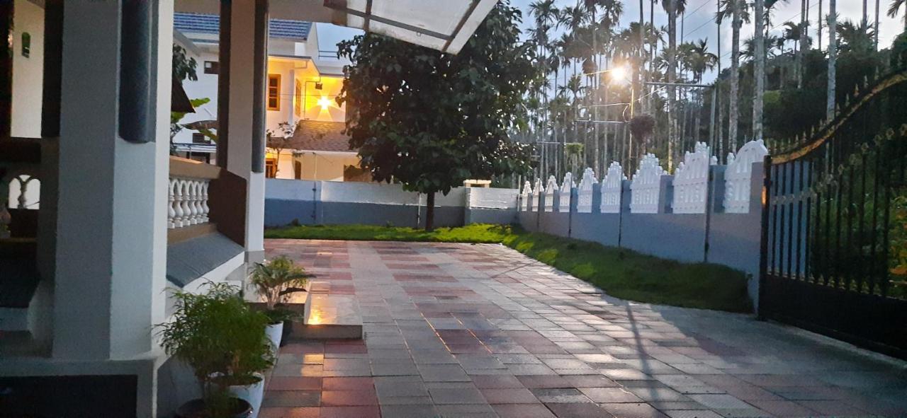 Nest Mdy Apartment Mananthavady Exterior foto